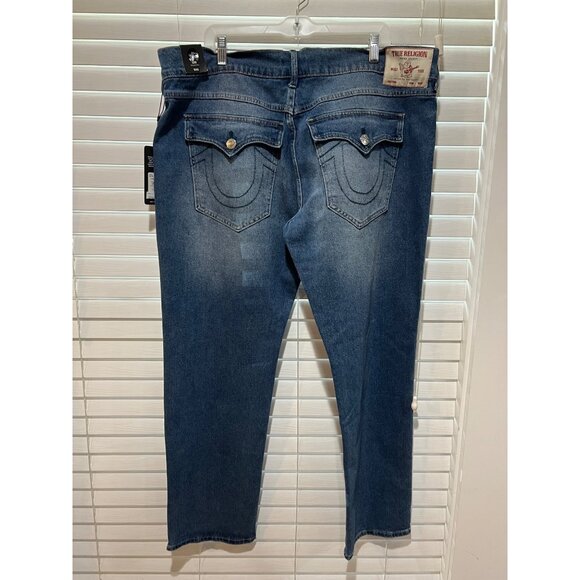 True Religion Geno Big T Flap‎ Relaxed Slim Jeans NWT -  MSRP $159 Size 40x32 - Picture 6 of 8